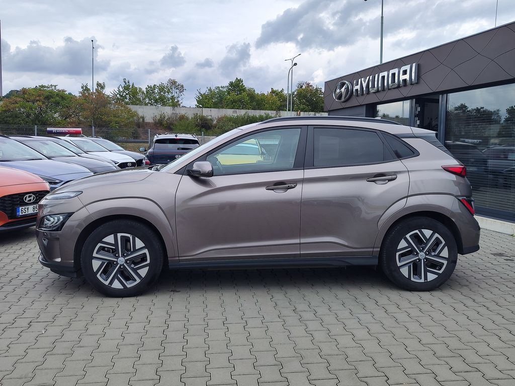 hyundai-kona-ev-64kwh-czech-edition-at - 7