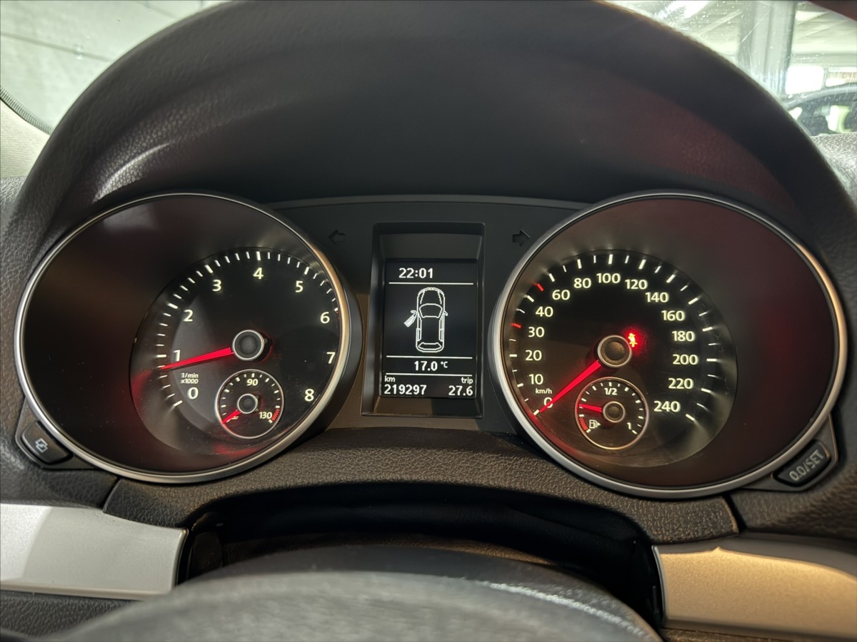 volkswagen-golf-1-4-tsi-highline-panorama - 8