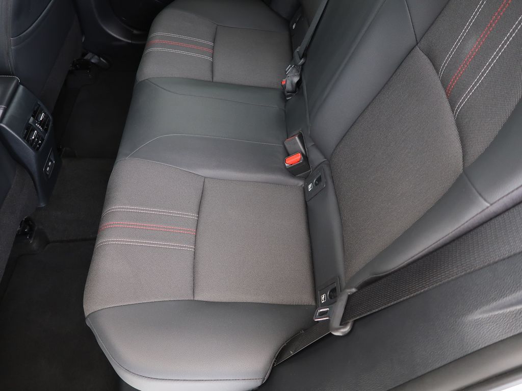 toyota-corolla-1-8hybrid-cz-1maj-gr-sport - 9