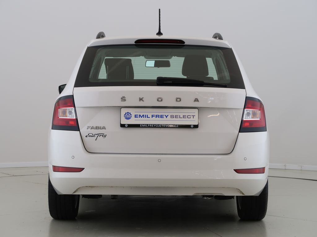 skoda-fabia-1-0-tsi-70kw-ambition-cz - 5