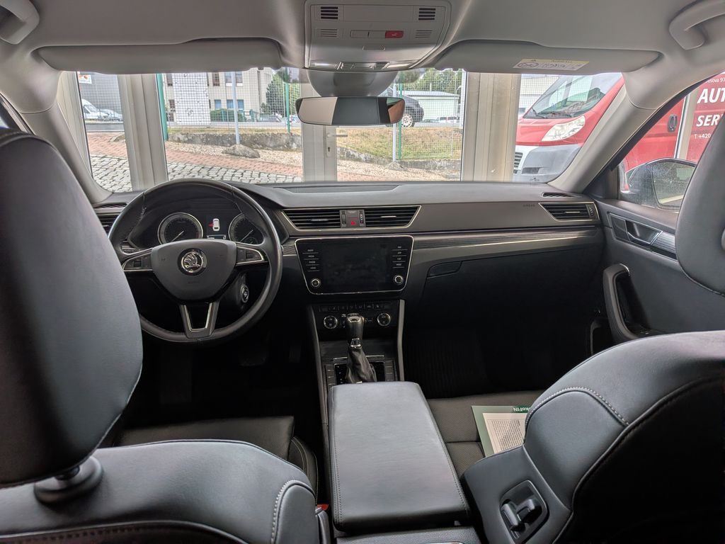 skoda-superb-2-0-tdi-110-kw - 7