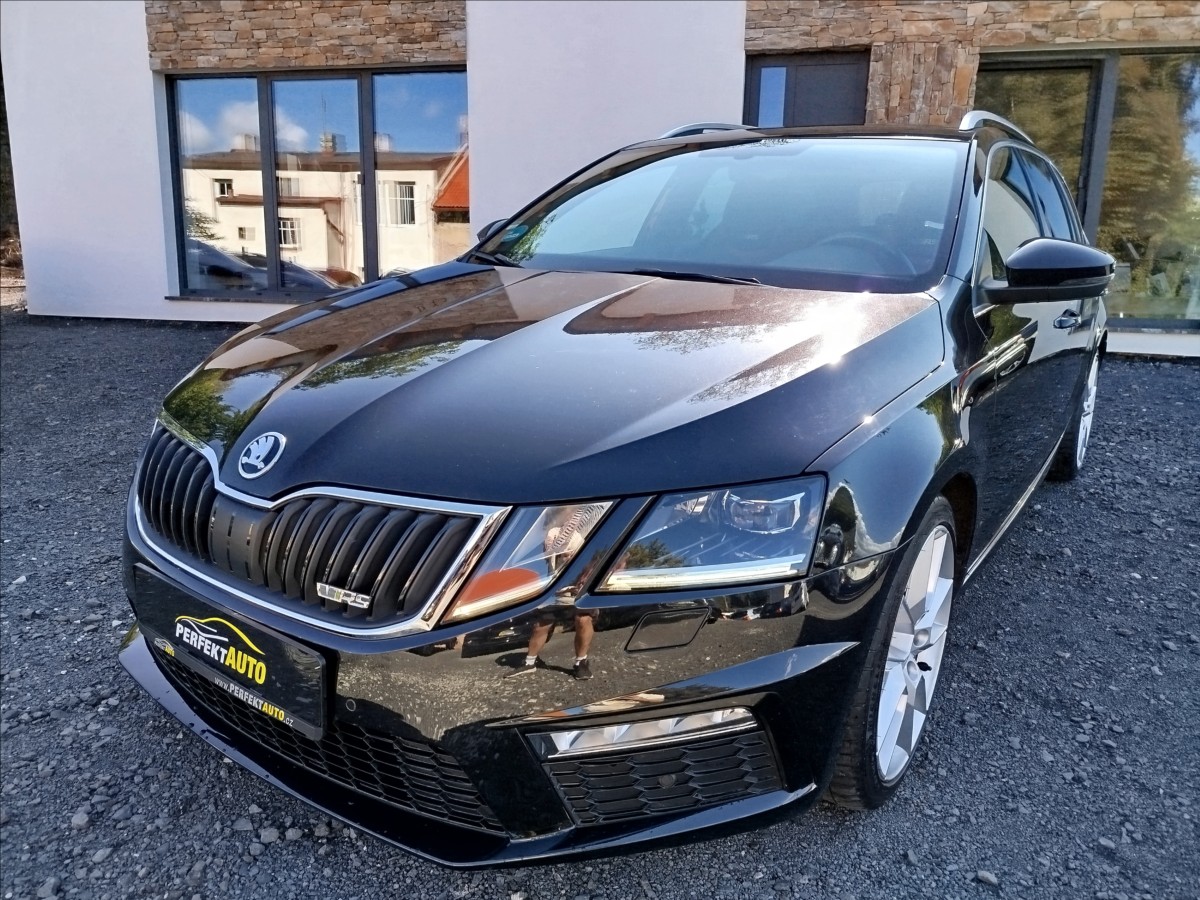 Škoda Octavia 2,0 TDi 135 kW RS, DSG, KAMERA