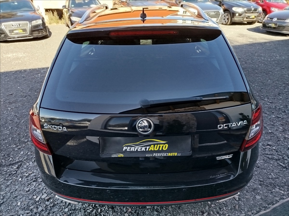 skoda-octavia-2-0-tdi-135-kw-rs-dsg-kamera - 4