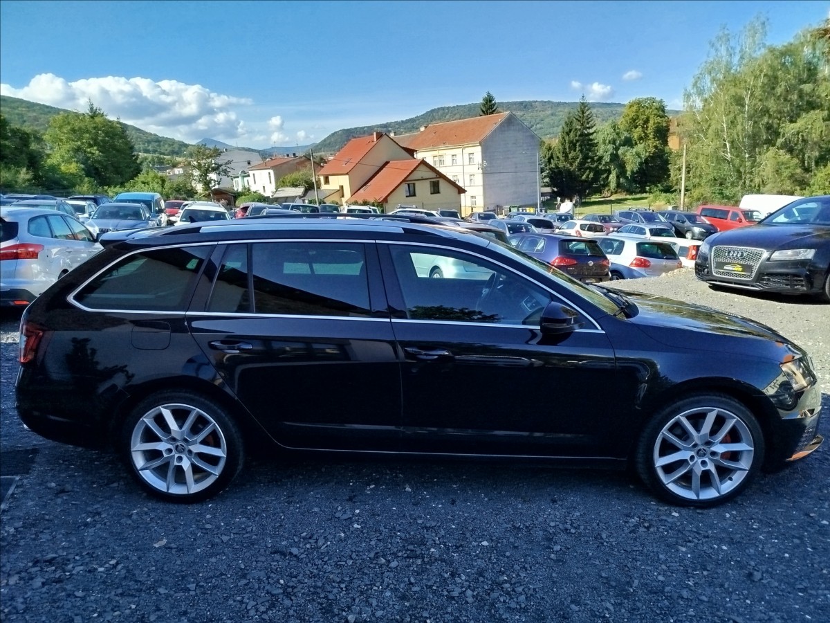 skoda-octavia-2-0-tdi-135-kw-rs-dsg-kamera - 6
