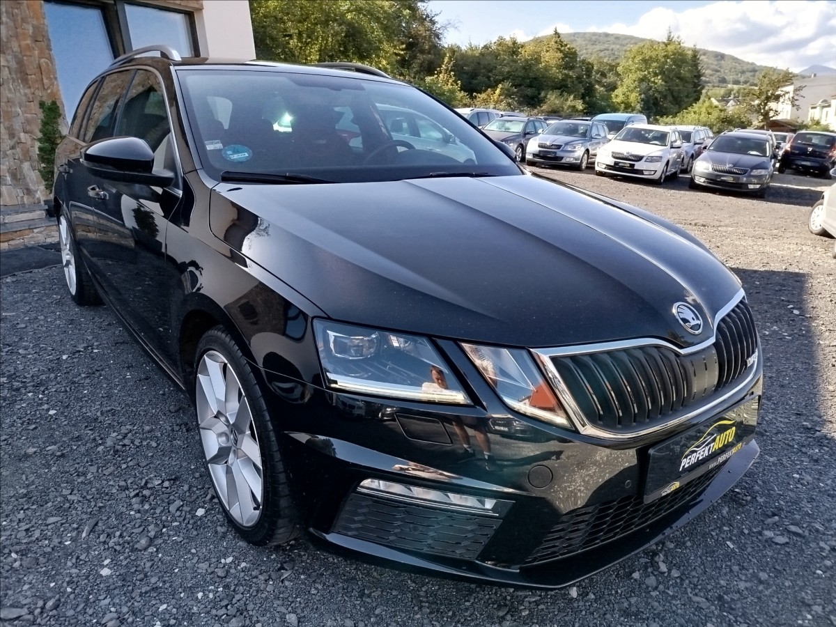 skoda-octavia-2-0-tdi-135-kw-rs-dsg-kamera - 8