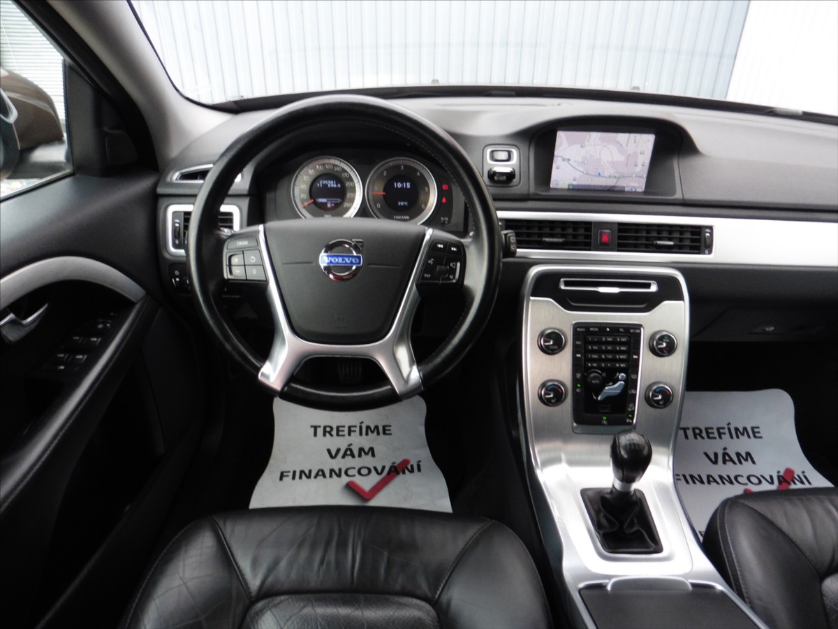 volvo-xc70-2-4-d-summum-awd-navi - 9