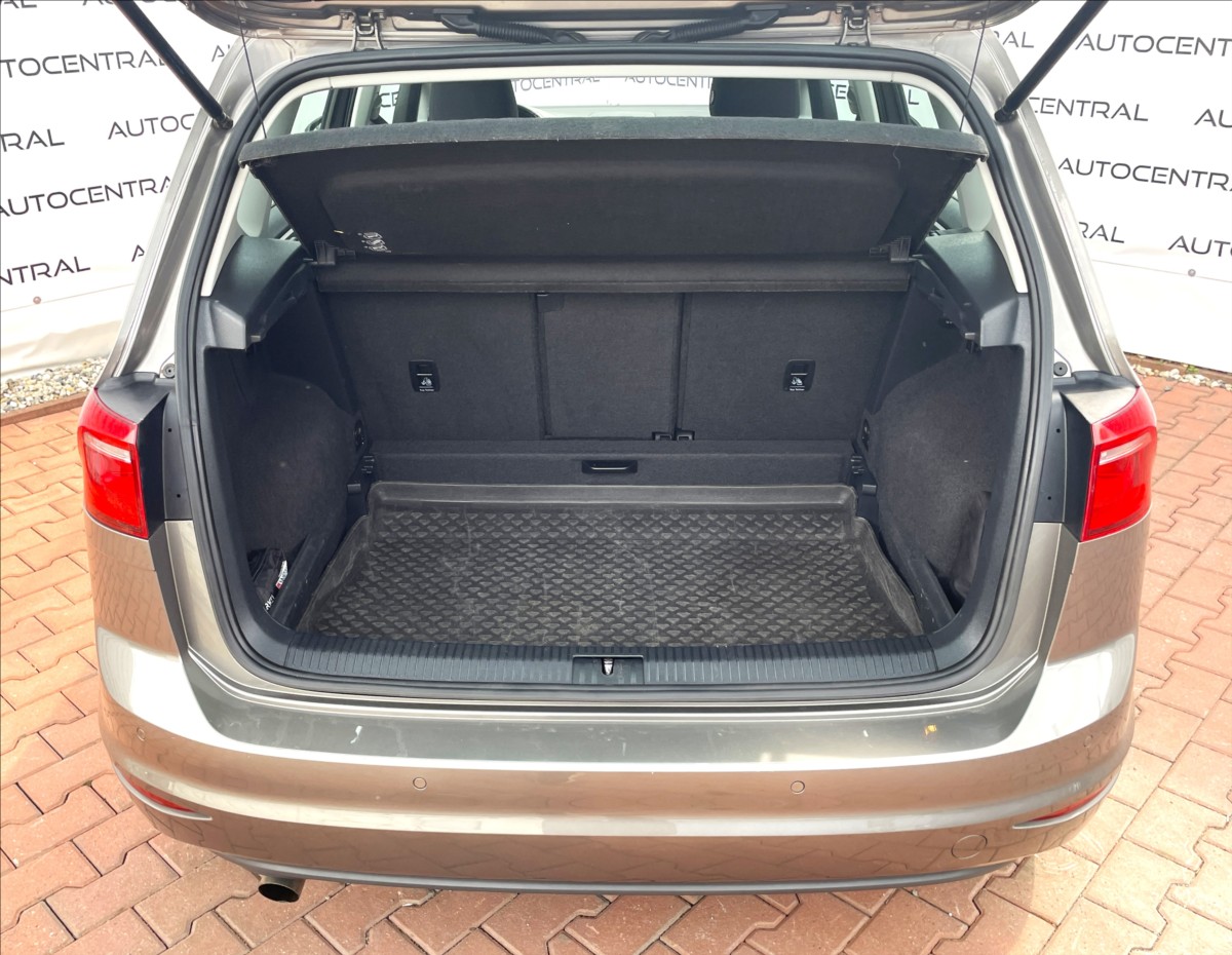 volkswagen-golf-sportsvan-1-2-tsi-stk-8-28-serv-kn - 9