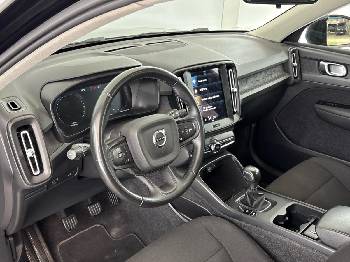 volvo-xc40-1-5-t2-momentum-core - 5