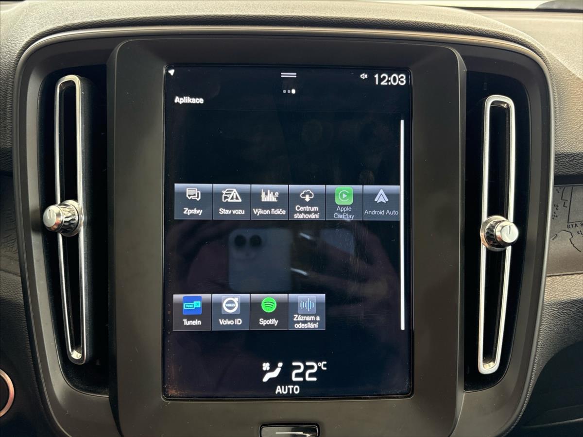 volvo-xc40-1-5-t2-momentum-core - 9