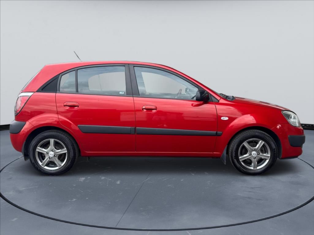 kia-rio-1-4-i-klima - 3
