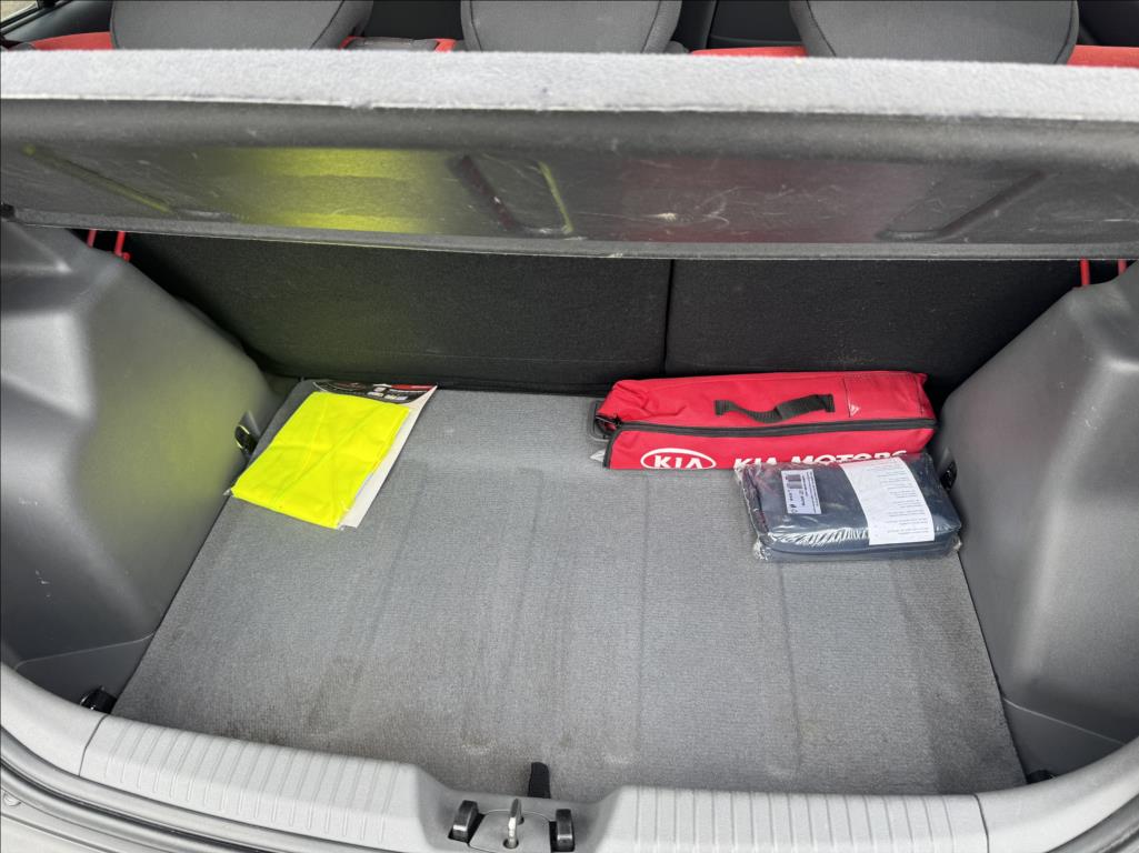 kia-rio-1-4-i-klima - 6