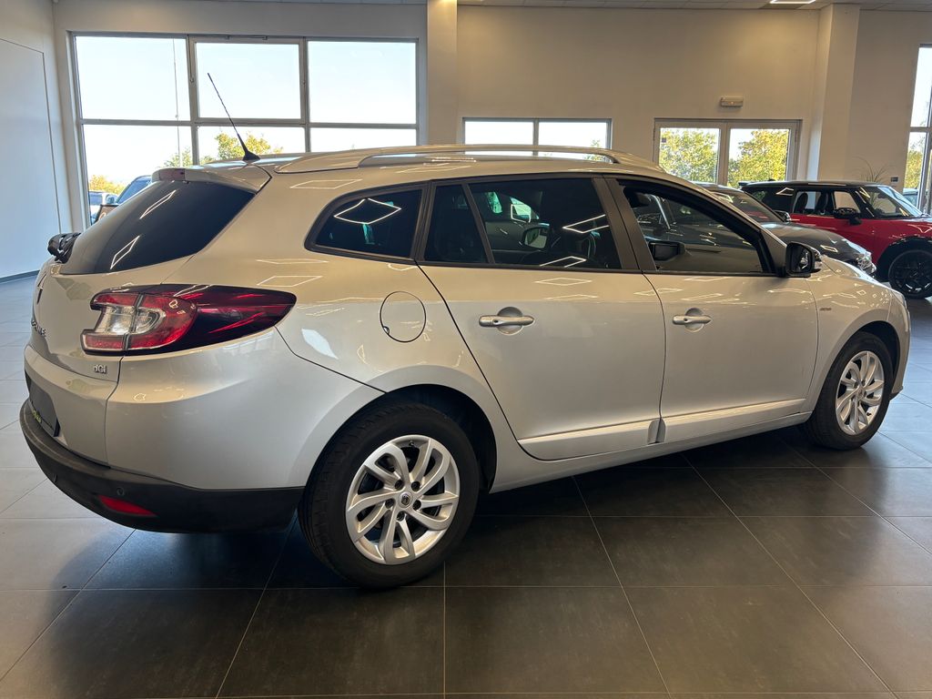 renault-megane-1-5-dci-automat-limited-navi - 4
