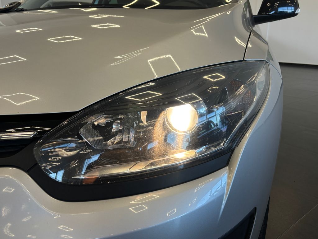 renault-megane-1-5-dci-automat-limited-navi - 5