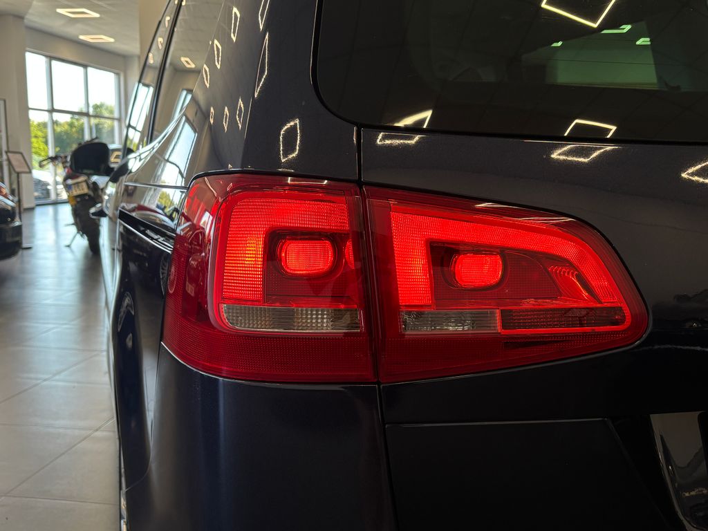 volkswagen-sharan-2-0-tdi-103-kw-dsg-life-7mist - 6