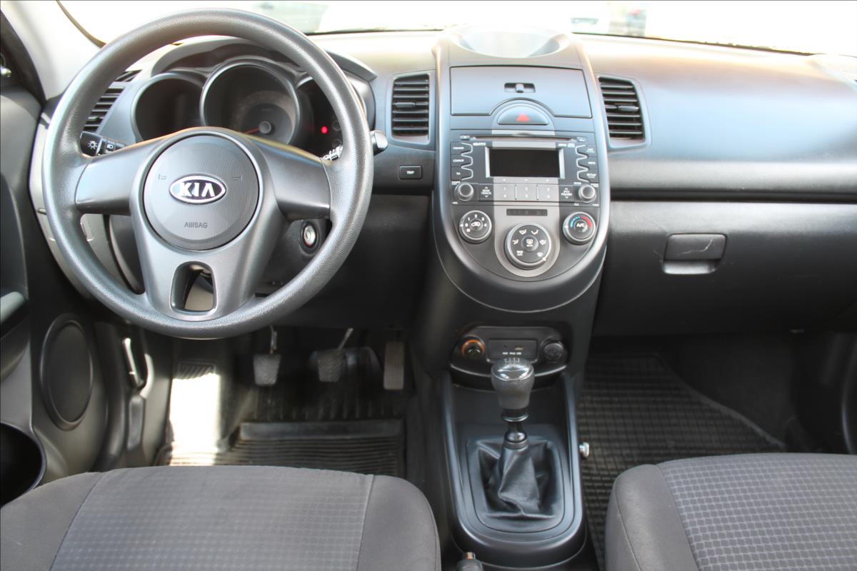 kia-soul-1-6-cvvt-93kw-cr-1-majitel - 8