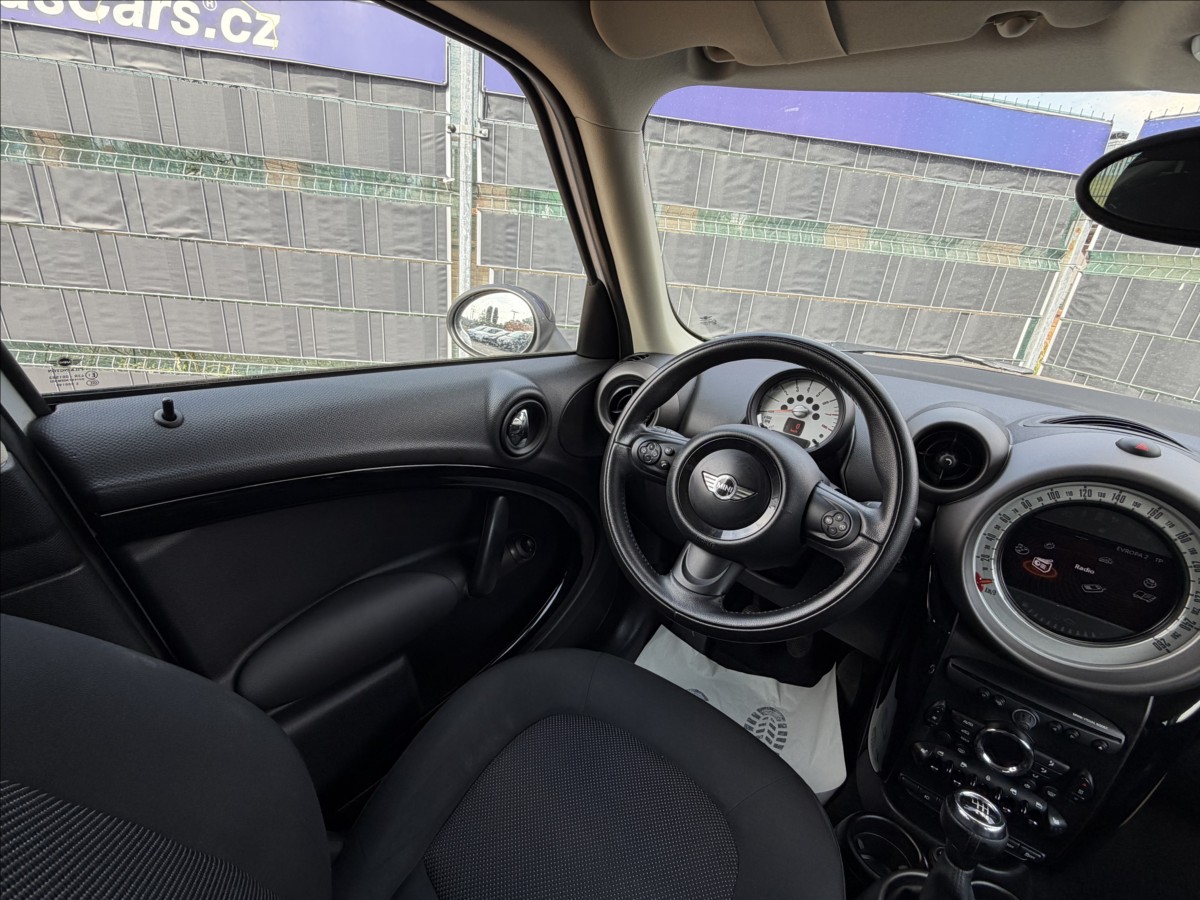 mini-countryman-1-6-i - 7