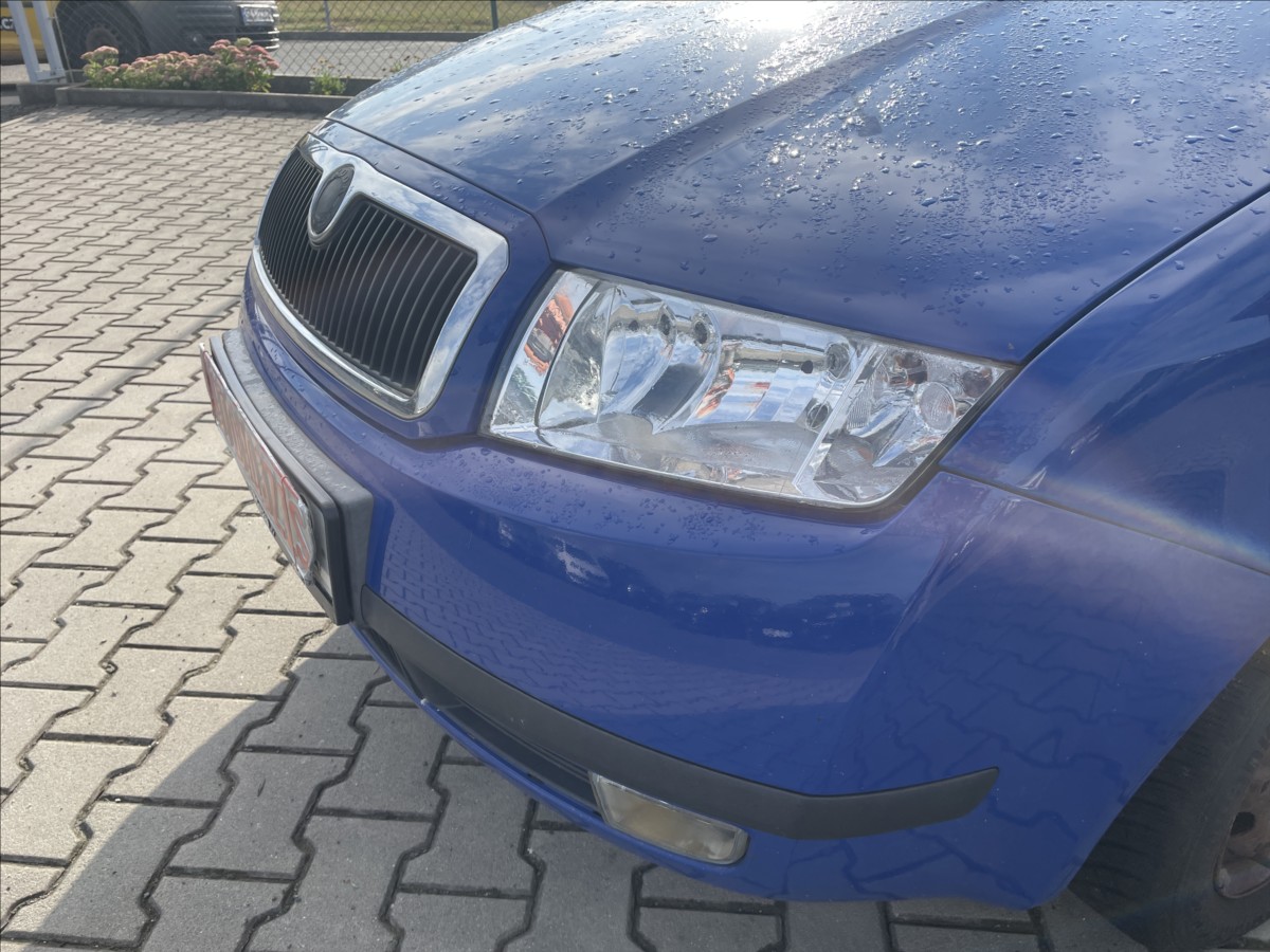 skoda-fabia-1-4-mpi-50-kw-2-majitel-od-roku-2006 - 7