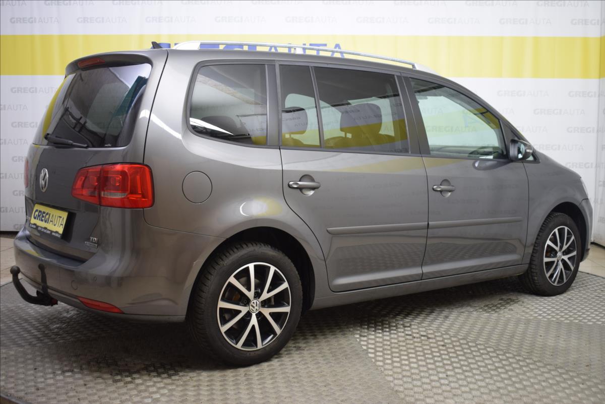 volkswagen-touran-1-6-tdi-nove-rozvody-po-stk - 4