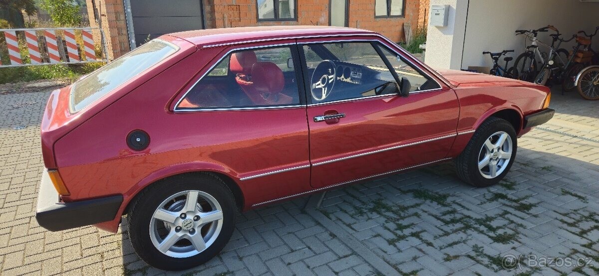 volkswagen-scirocco-1-6 - 1