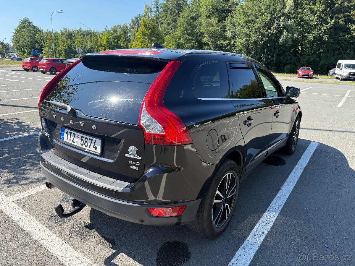 volvo-xc60-2-4-d5-r-v-2009 - 4
