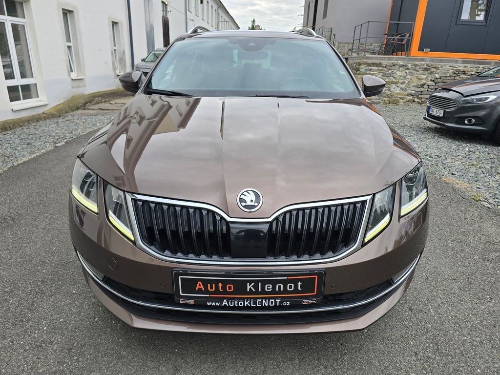 skoda-octavia-2-0tsi-140kw-dsg-l-k-4x4-kuze - 2