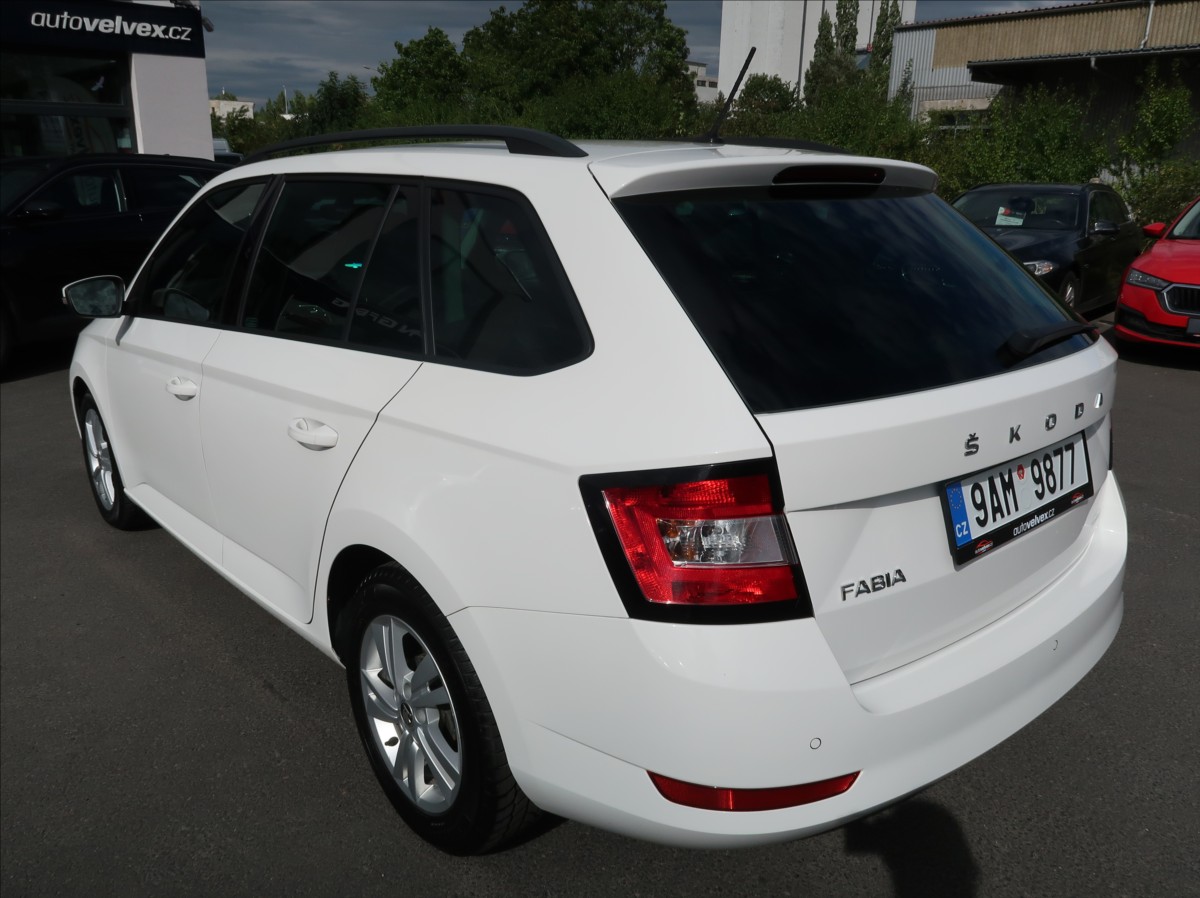 skoda-fabia-1-0-tsi-70kw-1macr-serv-kn-dph - 3