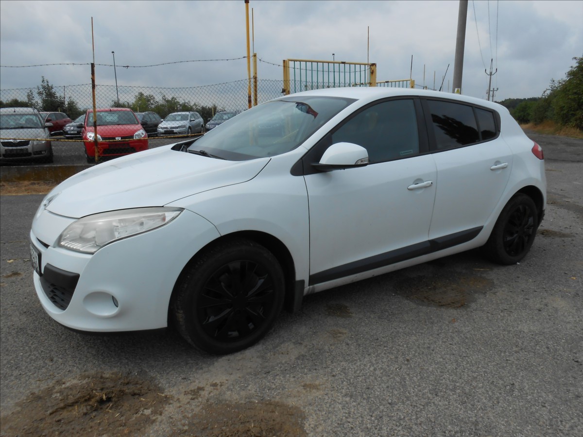 Renault Mégane 1,6 i 74 kW CZ Historie  Megane