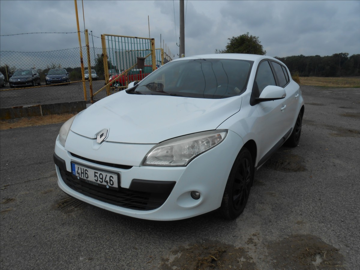 renault-megane-1-6-i-74-kw-cz-historie-megane - 2