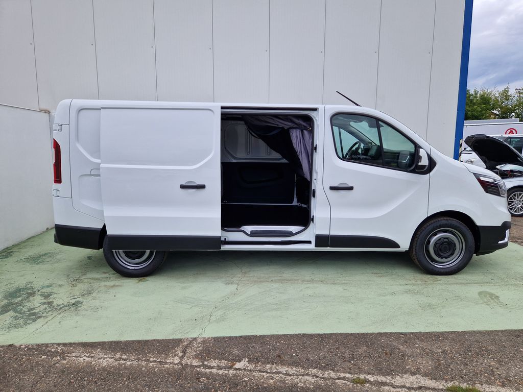 renault-trafic-2-0dci-do-2-49t-spani-topeni - 7