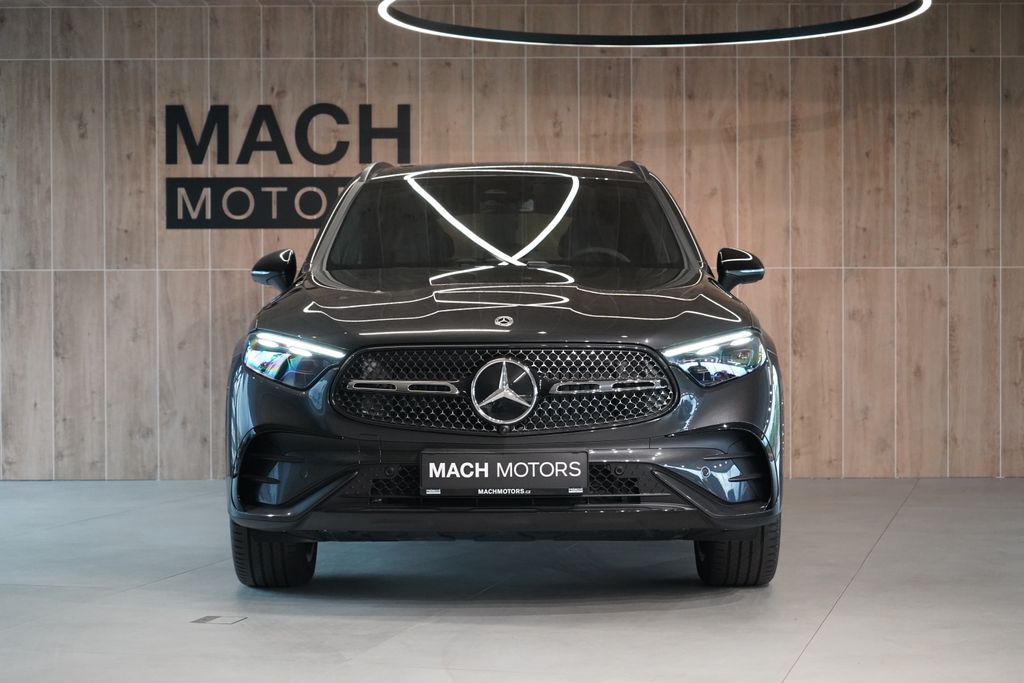mercedes-benz-glc-220d-4m-amg-ventilace-tazne - 2