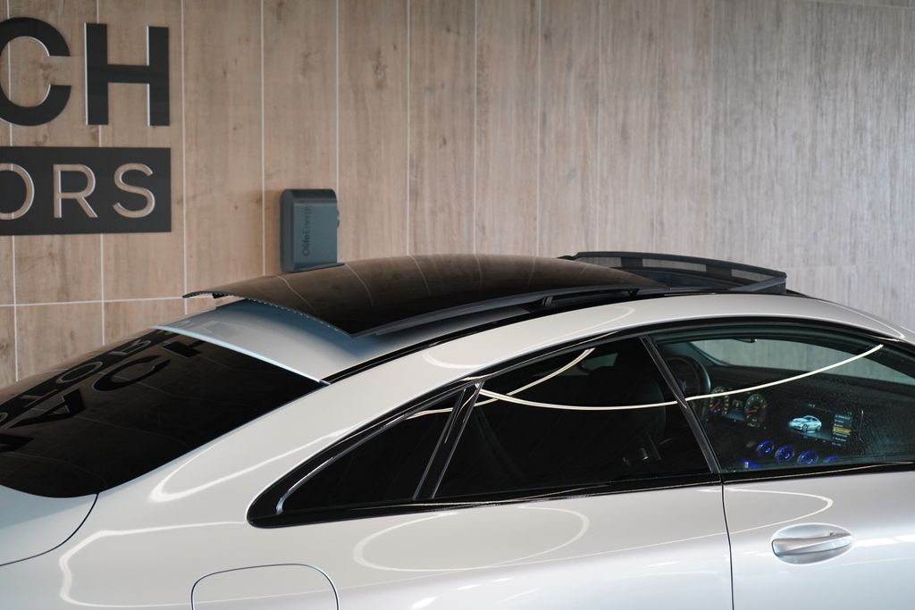 mercedes-benz-tridy-e-300-amg-e63-kit-burmester-360 - 7
