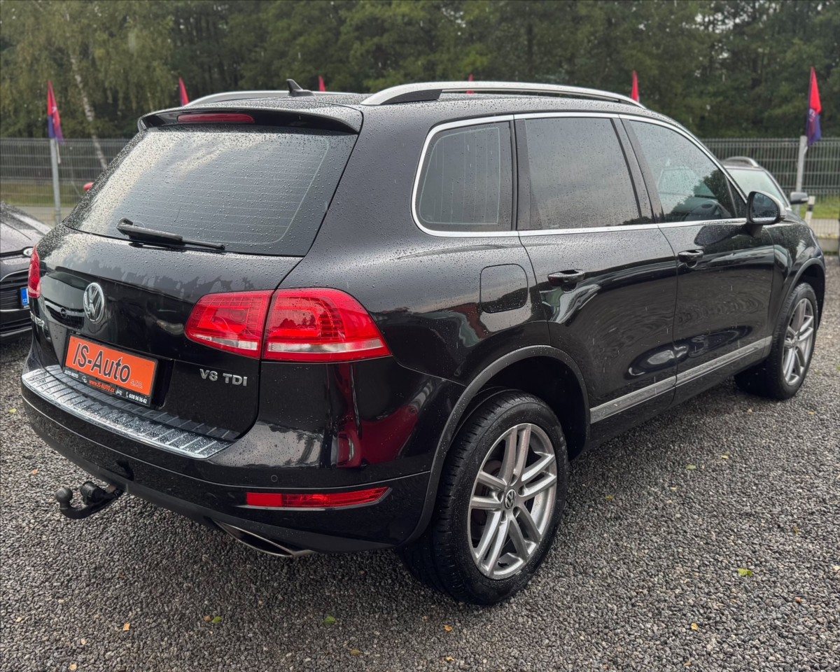 volkswagen-touareg-4-2-tdi-4x4-po-velkem-servisu - 3