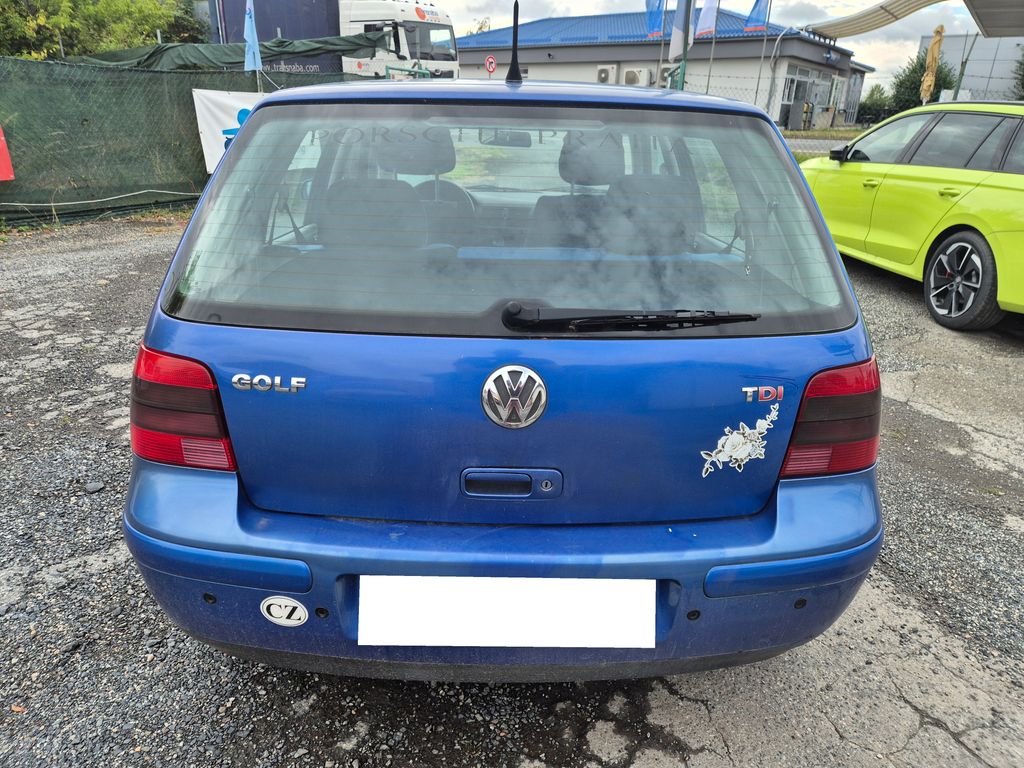 volkswagen-golf-1-9-tdi-74kw-cz-comfortline - 5