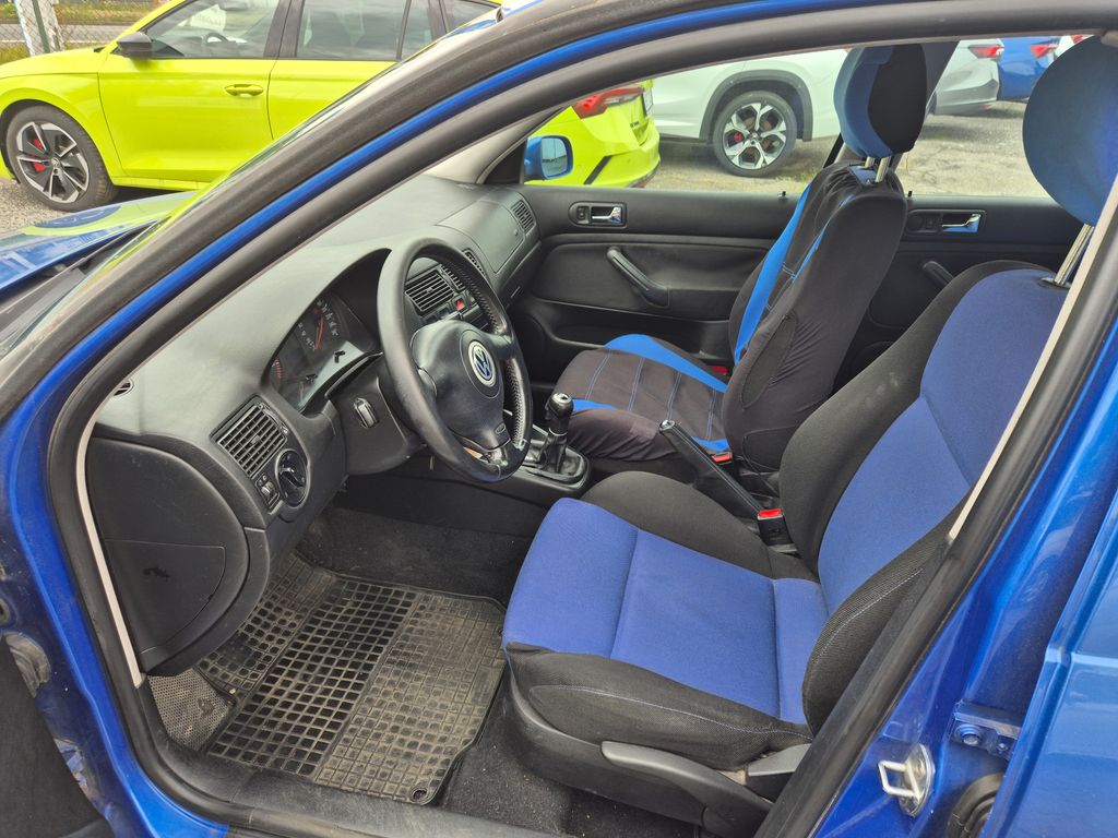 volkswagen-golf-1-9-tdi-74kw-cz-comfortline - 8