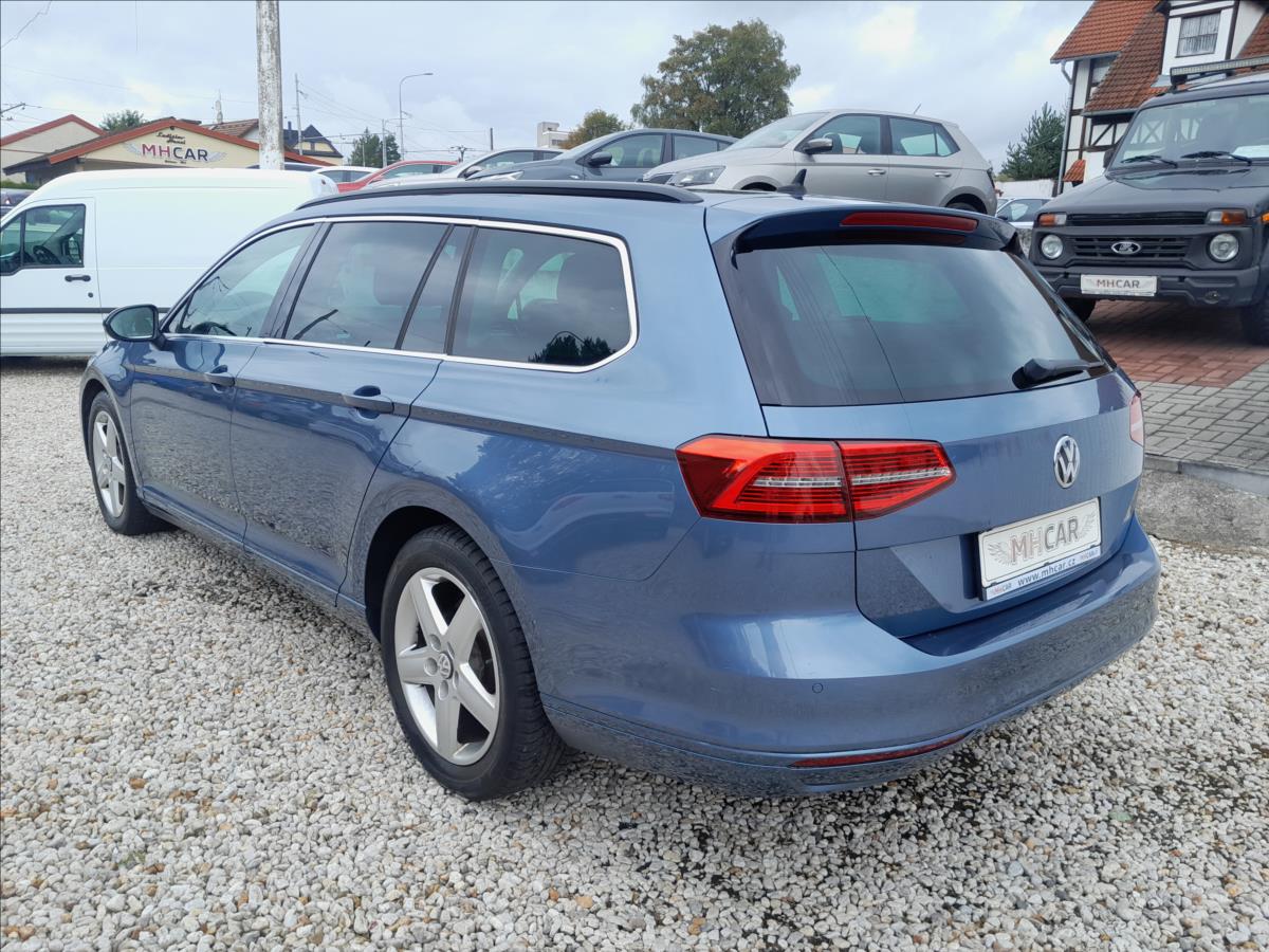 volkswagen-passat-variant-2-0-tdi-110kw - 4