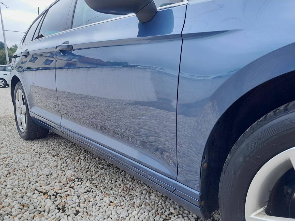 volkswagen-passat-variant-2-0-tdi-110kw - 9