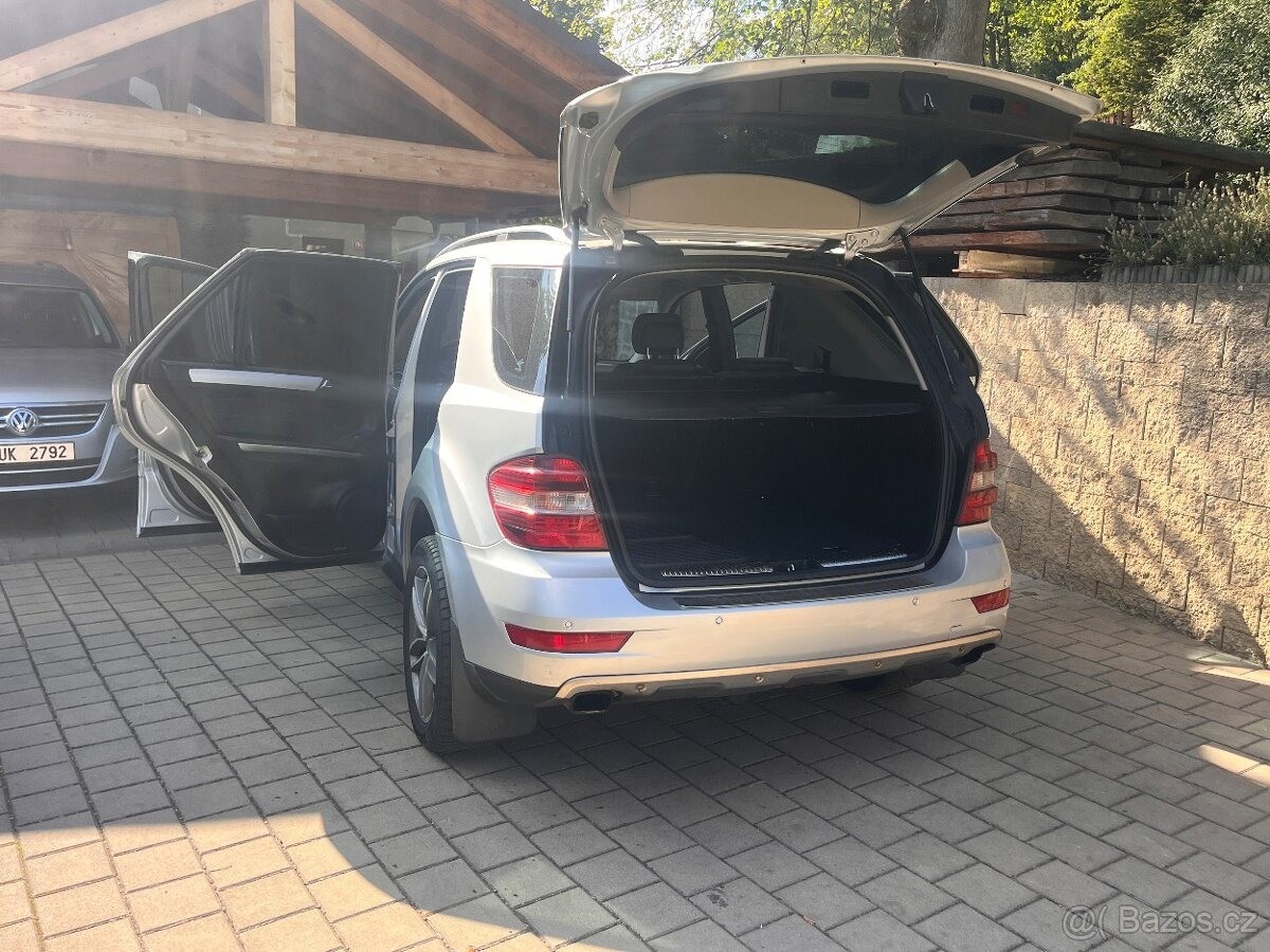 mercedes-benz-tridy-m-3-0-ml-350-cdi-4matic-v6 - 8