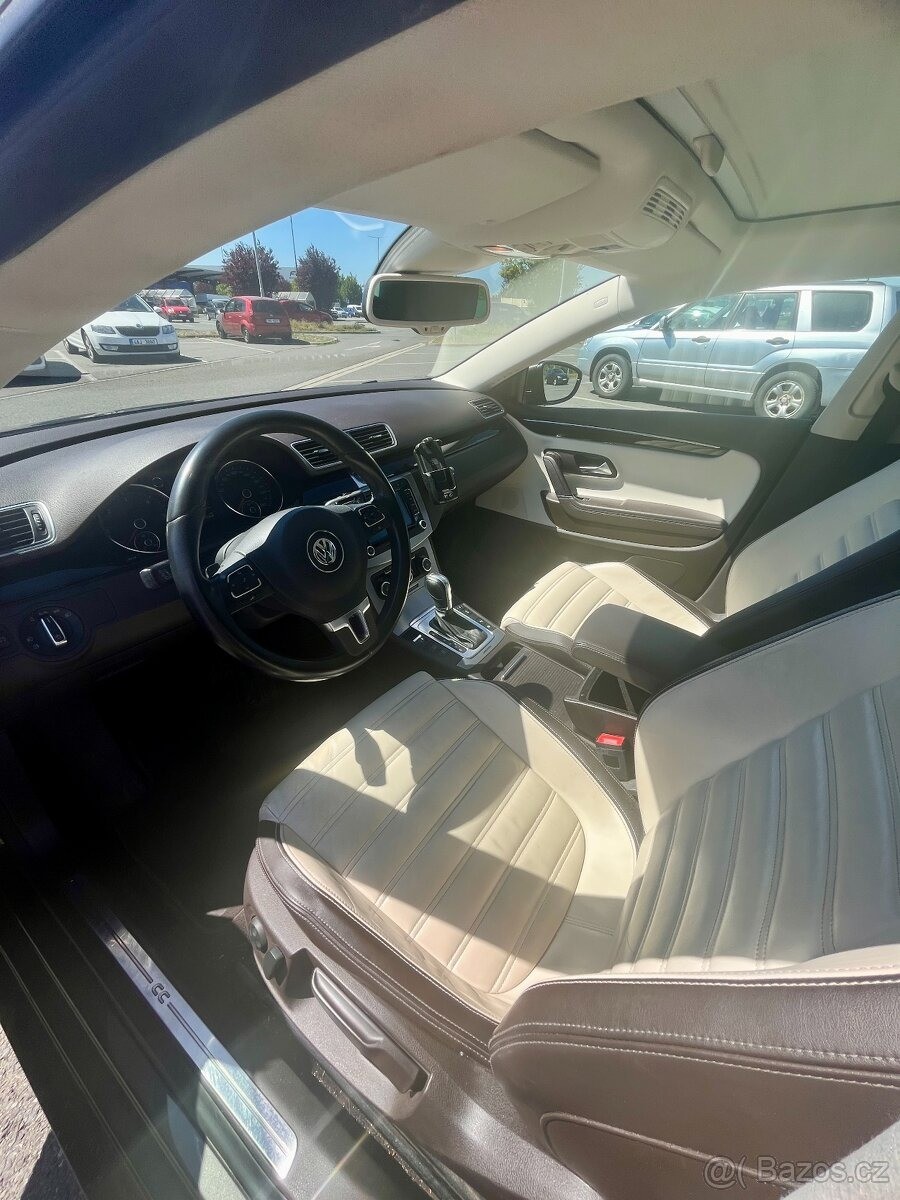 volkswagen-cc-2-0-tdi-bluemotion-4motion-dsg - 8