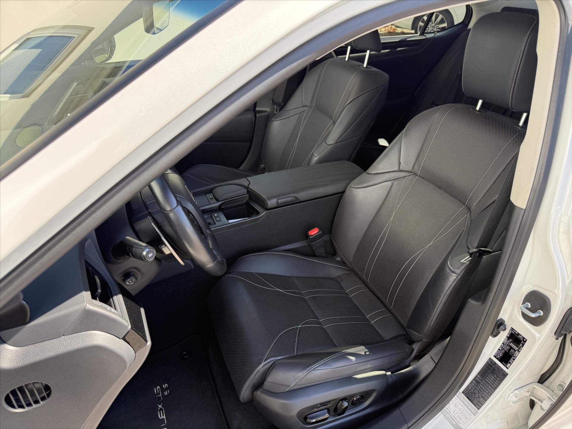 lexus-es-300h-2-5-prestige-es - 8