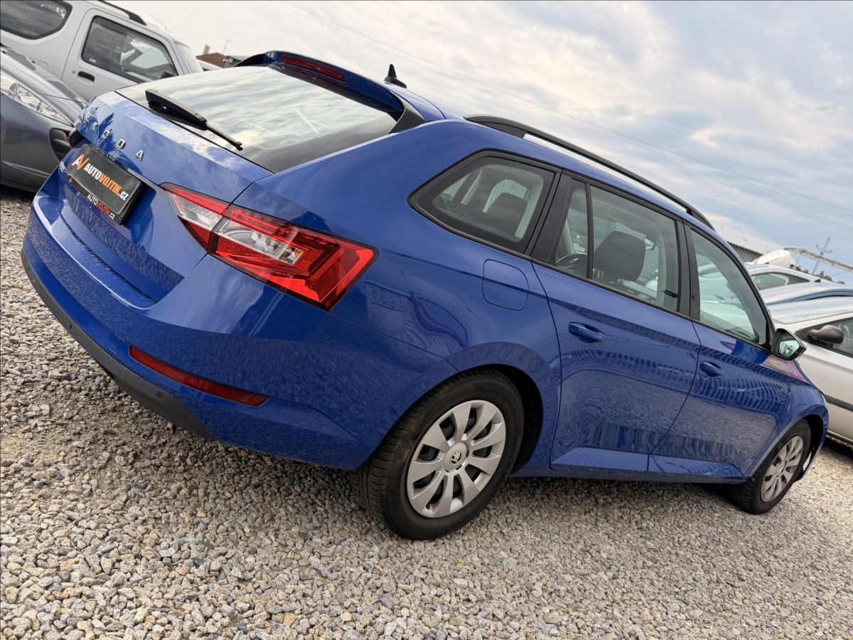 skoda-superb-1-5-tsi-110kw-dsg-sada-alu - 4