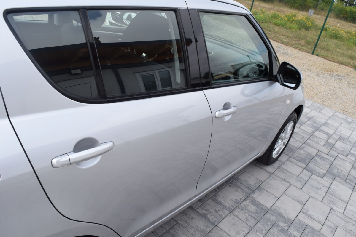 suzuki-swift-1-2-i-69kw-4x4-alu-klima - 9
