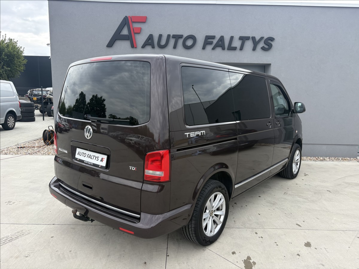 volkswagen-multivan-2-0-103-kw-servis-top-stav - 6