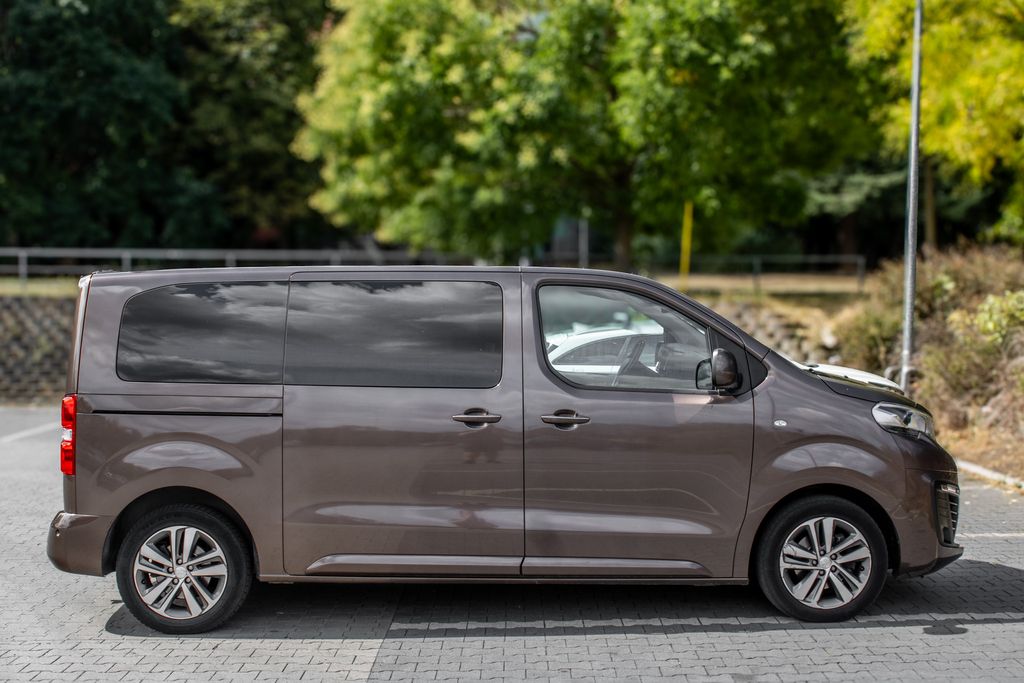 peugeot-traveller - 3