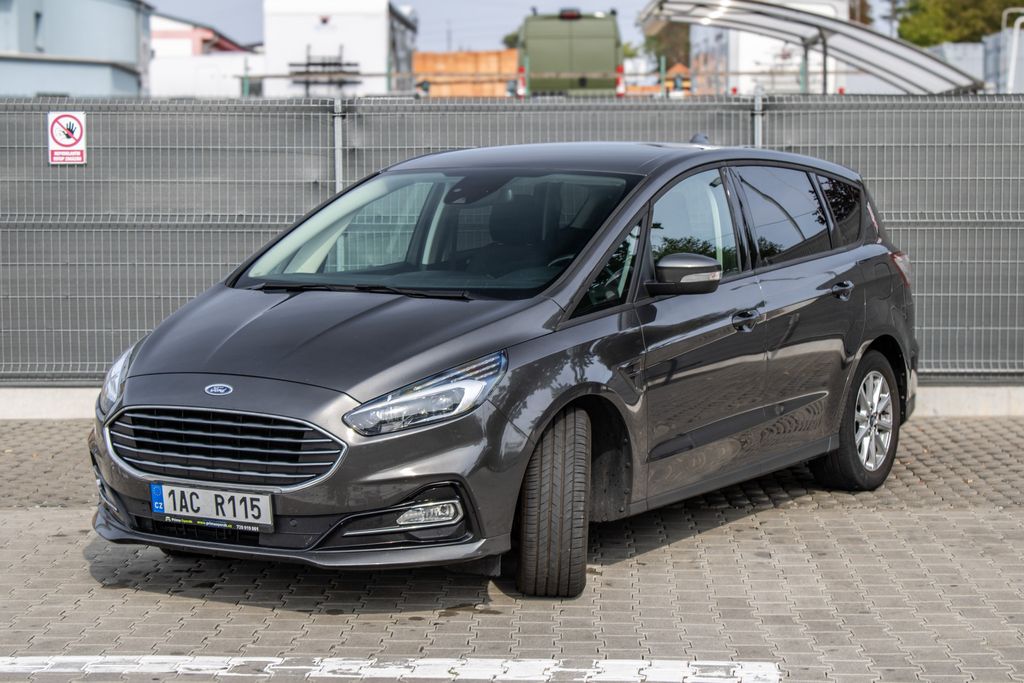 Ford S-MAX 