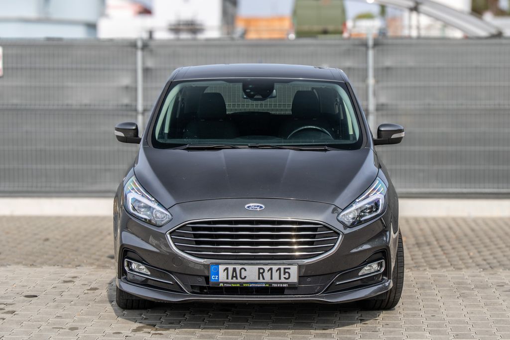 ford-s-max - 1
