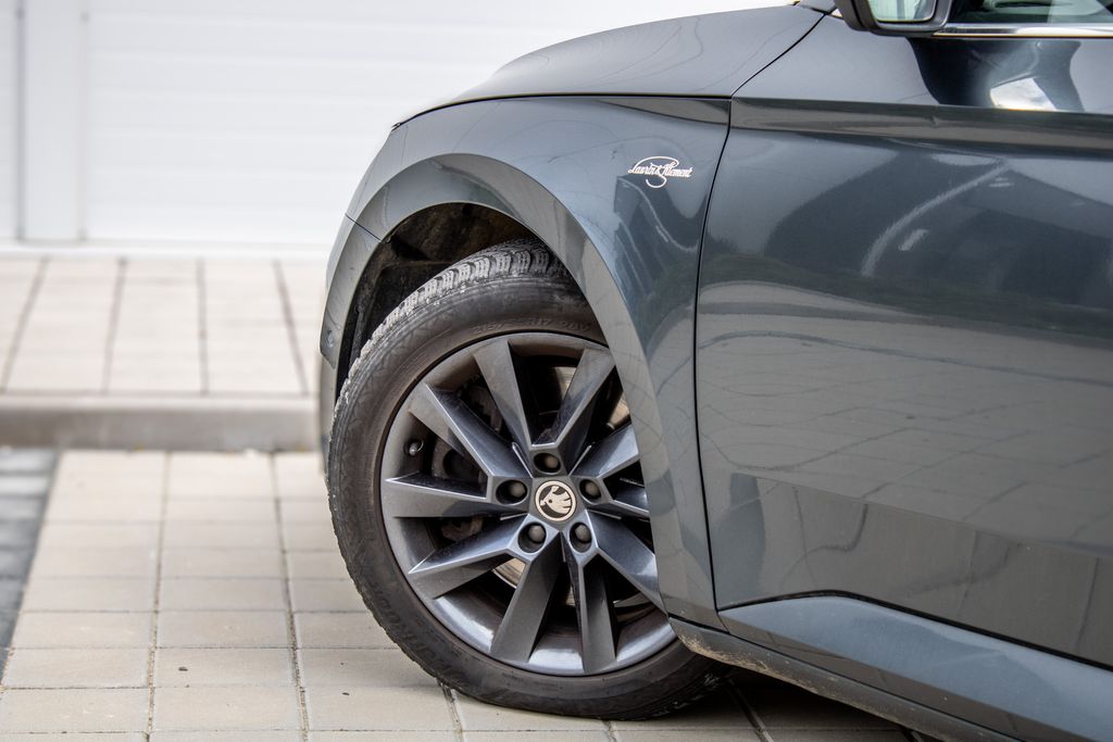 skoda-superb-laurin-klement - 7