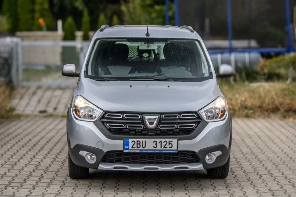 dacia-lodgy - 1