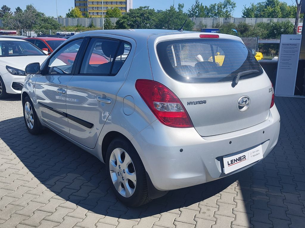 hyundai-i20-1-2-57kw-inclusive-plus - 6