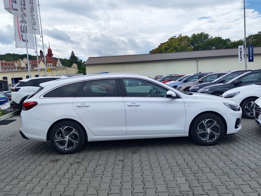 hyundai-i30-1-5-t-gdi-117kw-smart-navi - 3