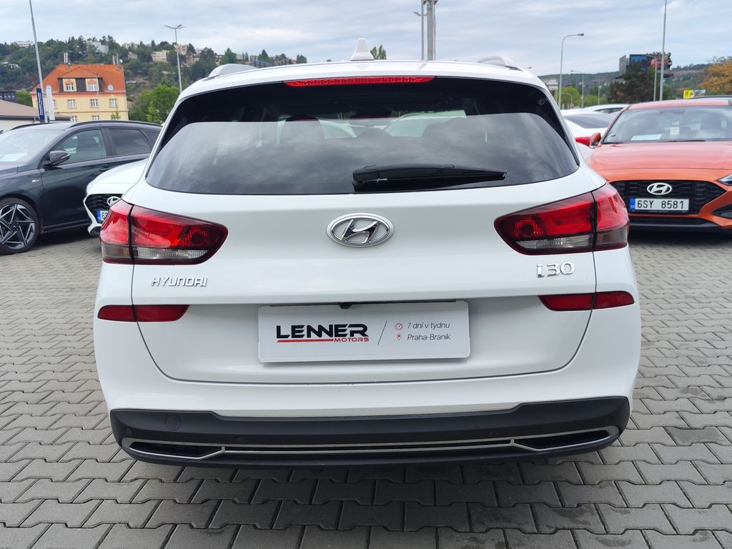 hyundai-i30-1-5-t-gdi-117kw-smart-navi - 5